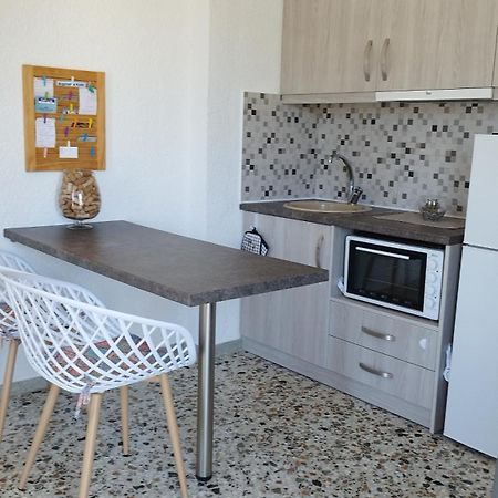 Angelique Όμορφο Διαμέρισμα Στο Porto Heli Bagian luar foto