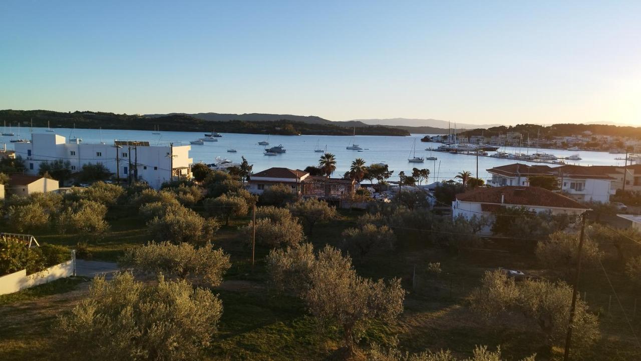 Angelique Όμορφο Διαμέρισμα Στο Porto Heli Bagian luar foto